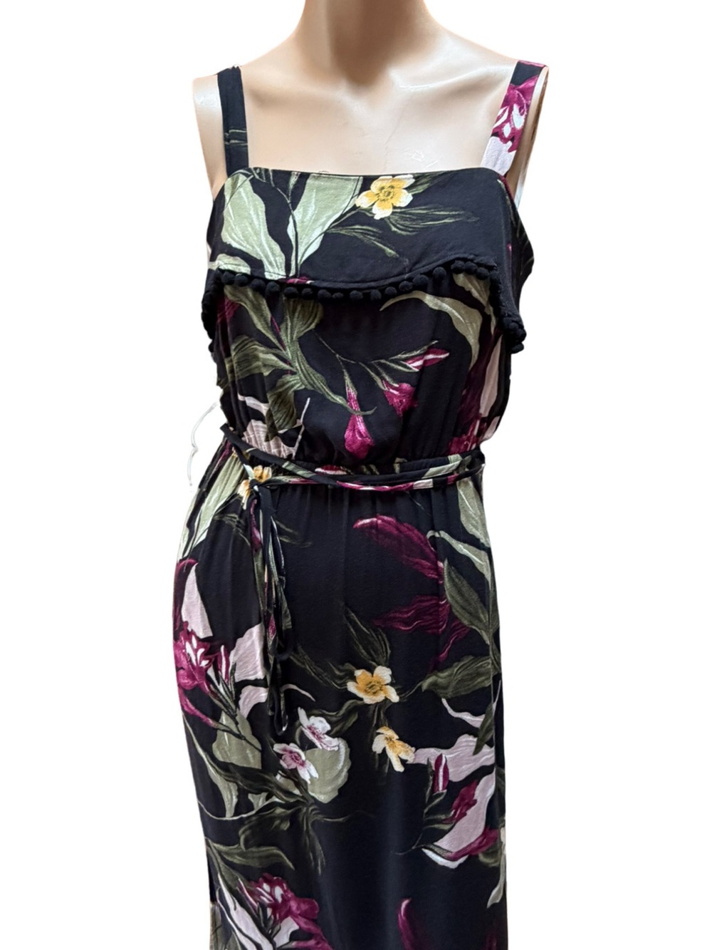 NWT Le Château Tropical Floral Maxi Dress Pom Pom Trim XS - Picture 2 of 14